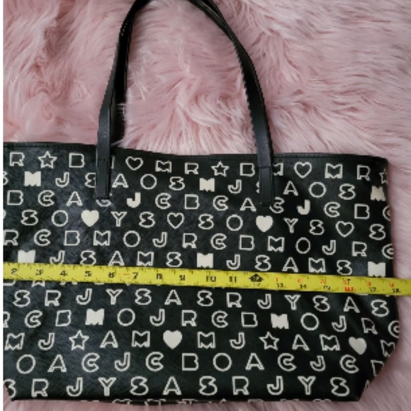 Marc By Marc Jacob’s Tote Bag - Picture 12 of 14